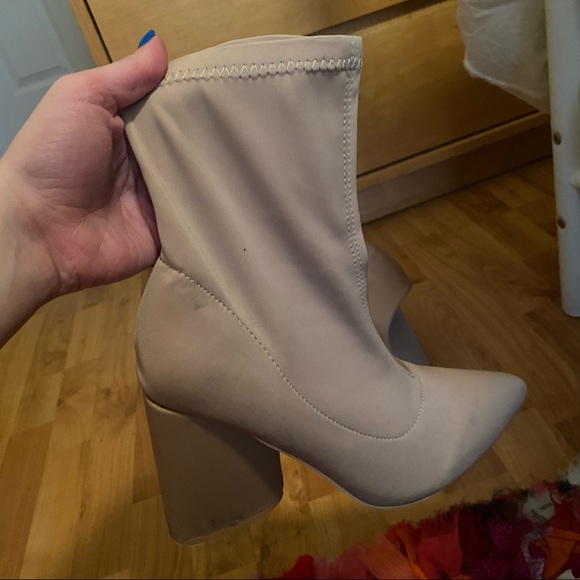 👢 Beige Sock Boots 👢 - Picture 3 of 5